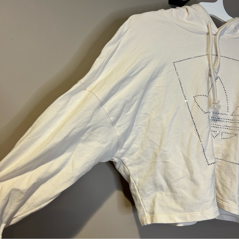 Adidas Original Women's Off-White cropped Hoodie with rhinestones logo size M - Picture 7 of 8
